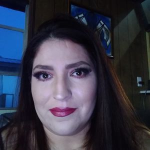 Meet your Posher, Tomasita